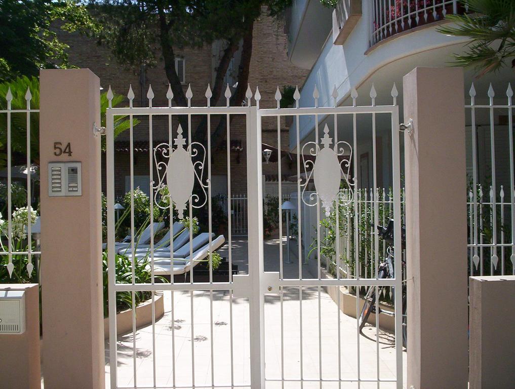 דירות סן בנדטו דל טרנטו Sea House מראה חיצוני תמונה