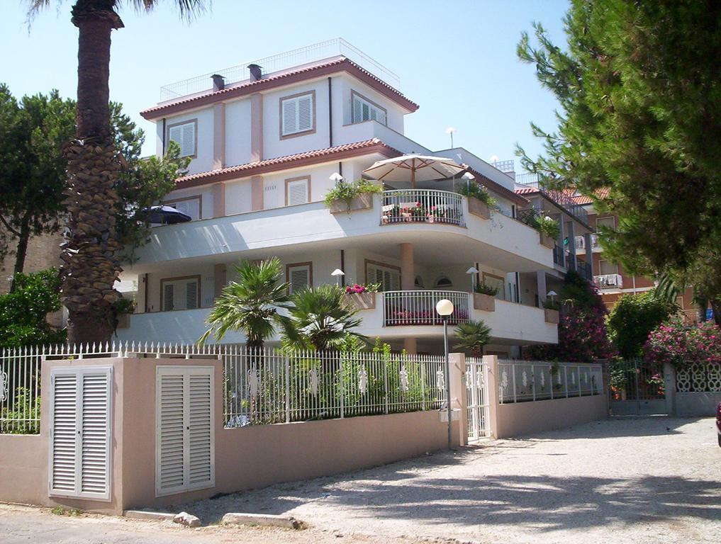 דירות סן בנדטו דל טרנטו Sea House מראה חיצוני תמונה